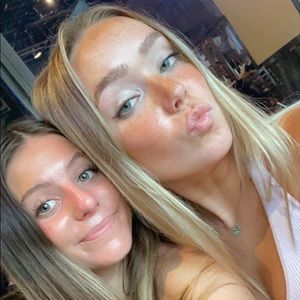 Meet your Posher, Jenny